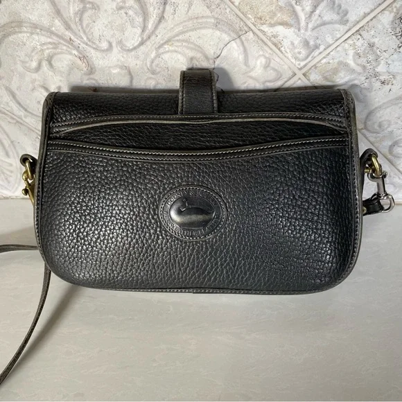 Dooney & Bourke- Vintage Black Leather Flap Crossbody Bag - Picture 2 of 11